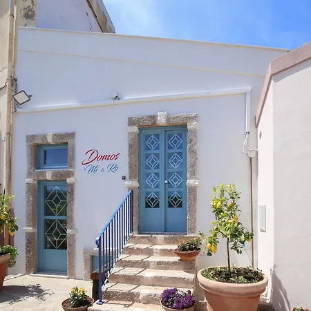 Domos Mi & Ro Gasthof Castelsardo