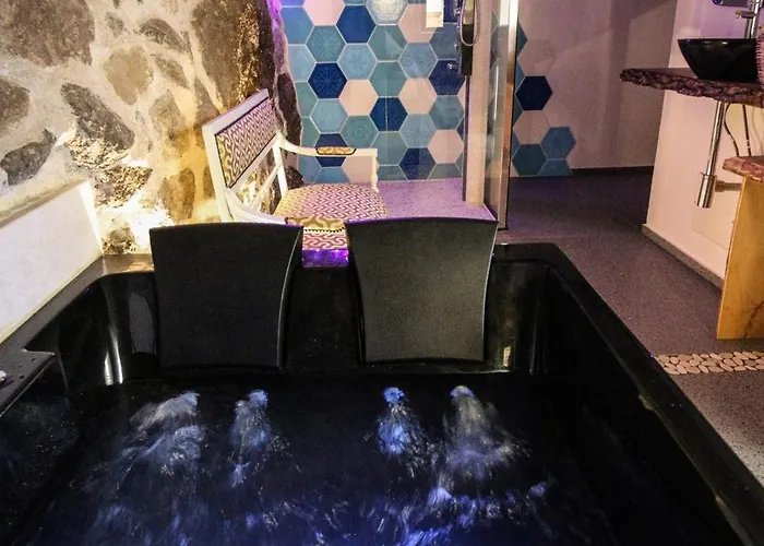 Pensjonat Domos Mi & Ro 4*