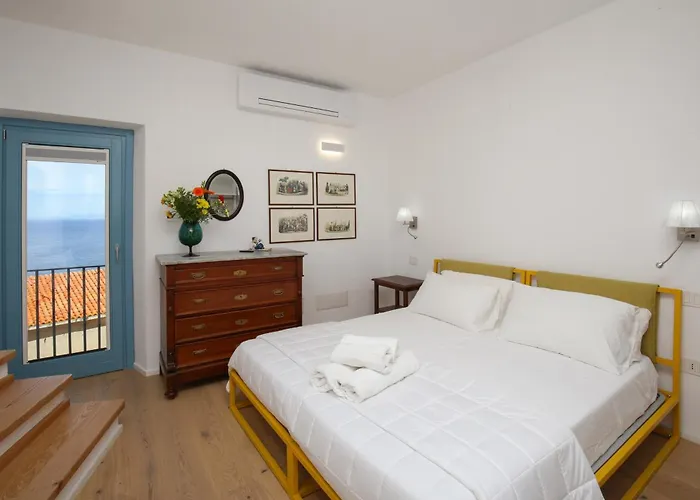 Pensjonat Domos Mi & Ro 4*