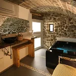 Pensjonat Domos Mi & Ro Castelsardo