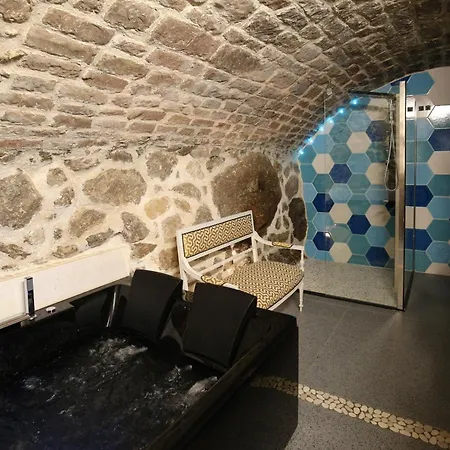 Vendégház Domos Mi & Ro 4*