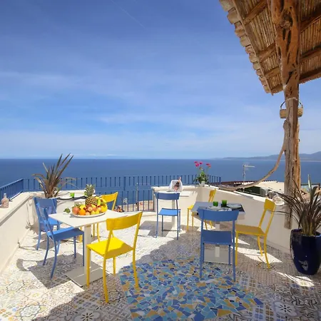 Vendégház Domos Mi & Ro 4*