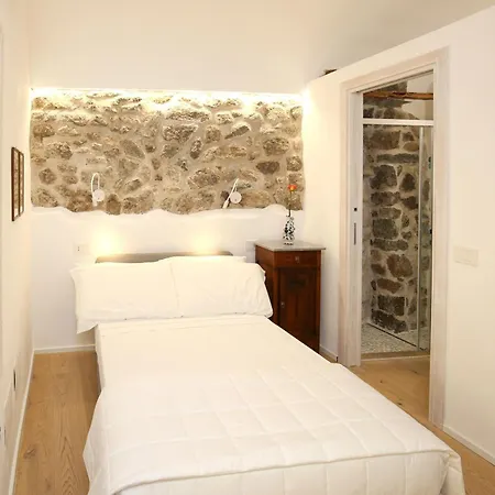 Vendégház Domos Mi & Ro